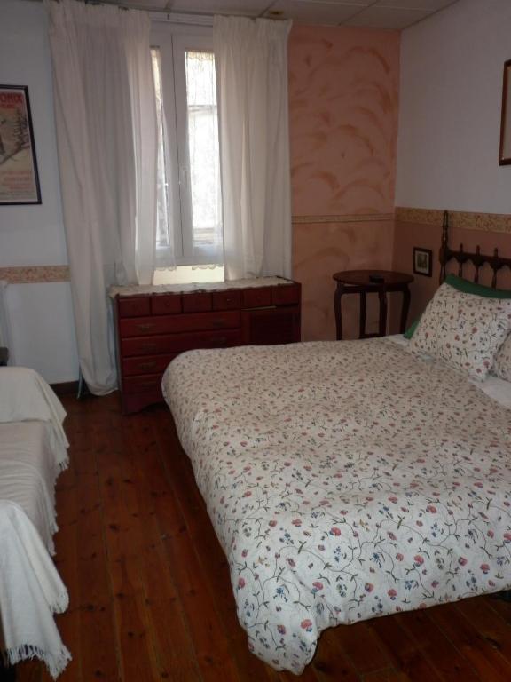 Fonda Cerdanya Ξενοδοχείο Puigcerdà Δωμάτιο φωτογραφία
